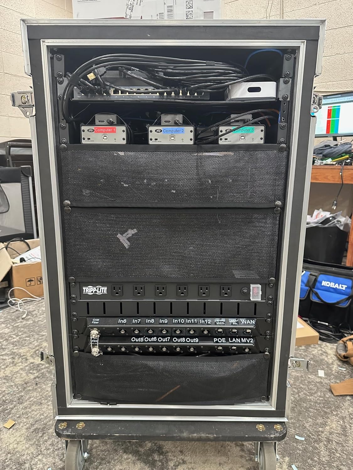 8U Venting Snap-On Rack Panel