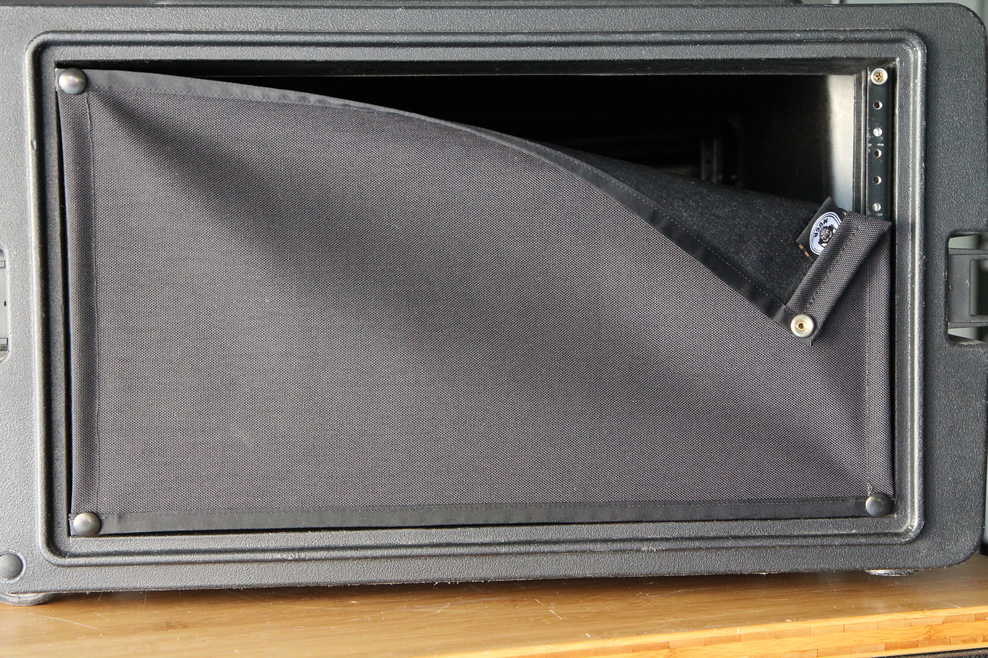 6U Snap-On Rack Panel Solid